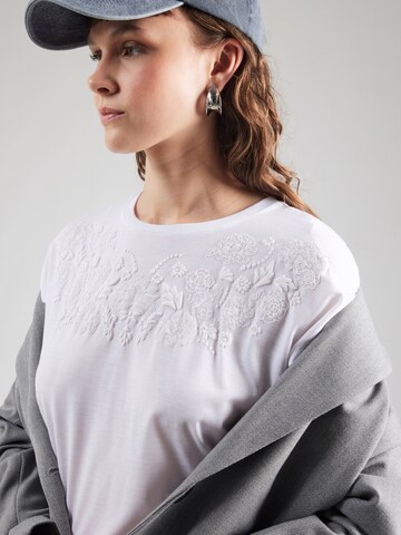 T-shirt 'Od44elia' ZABAIONE en blanc