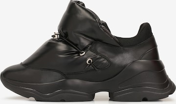 Kazar Studio Sneakers in Black: front
