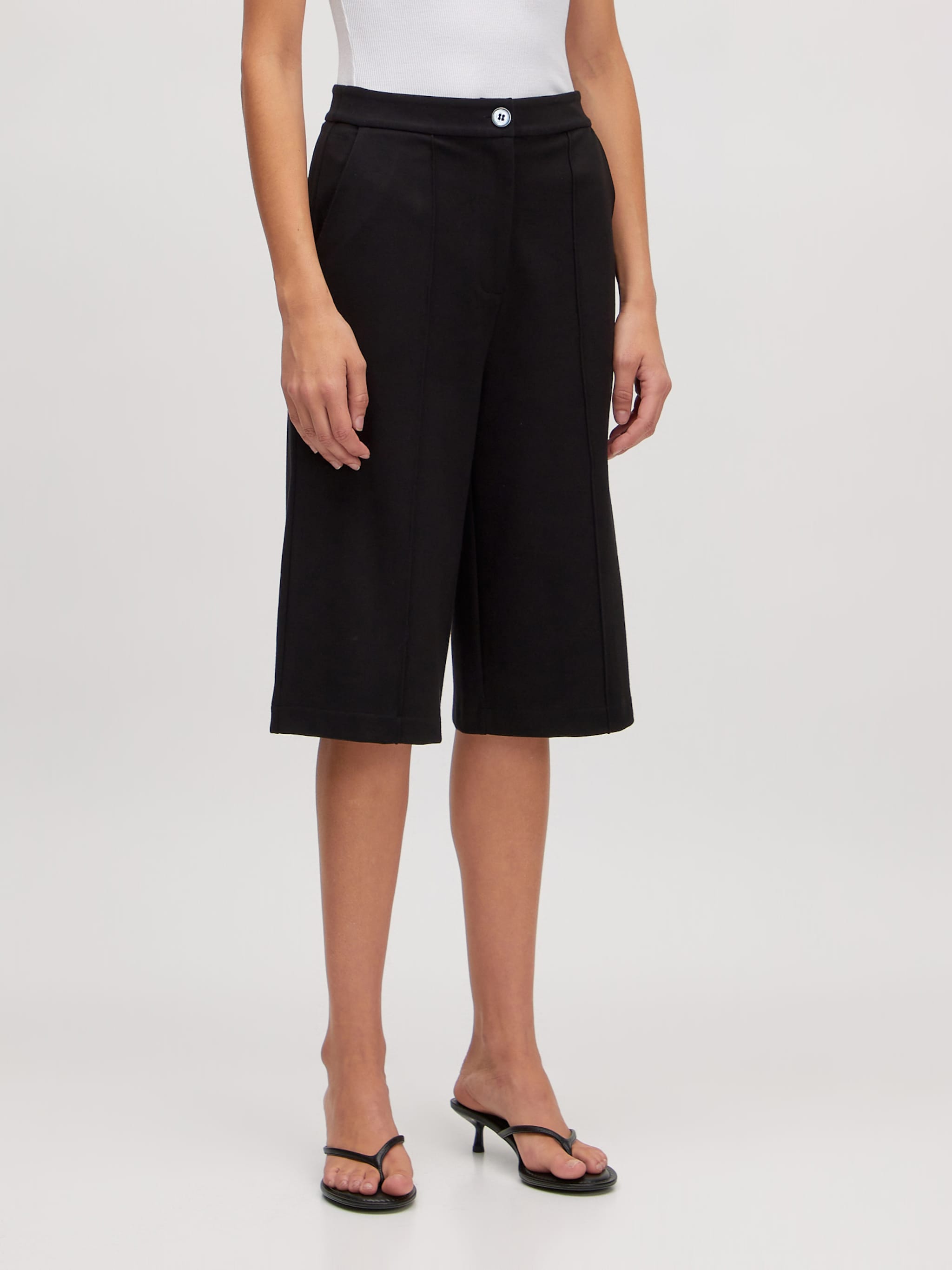 EDITED Producten Broek 'Neea' Zwart