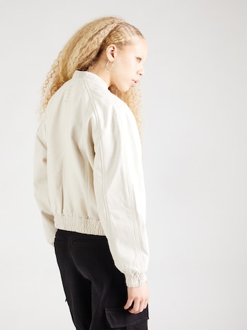 Gipsy Between-Season Jacket 'Hariet' in White