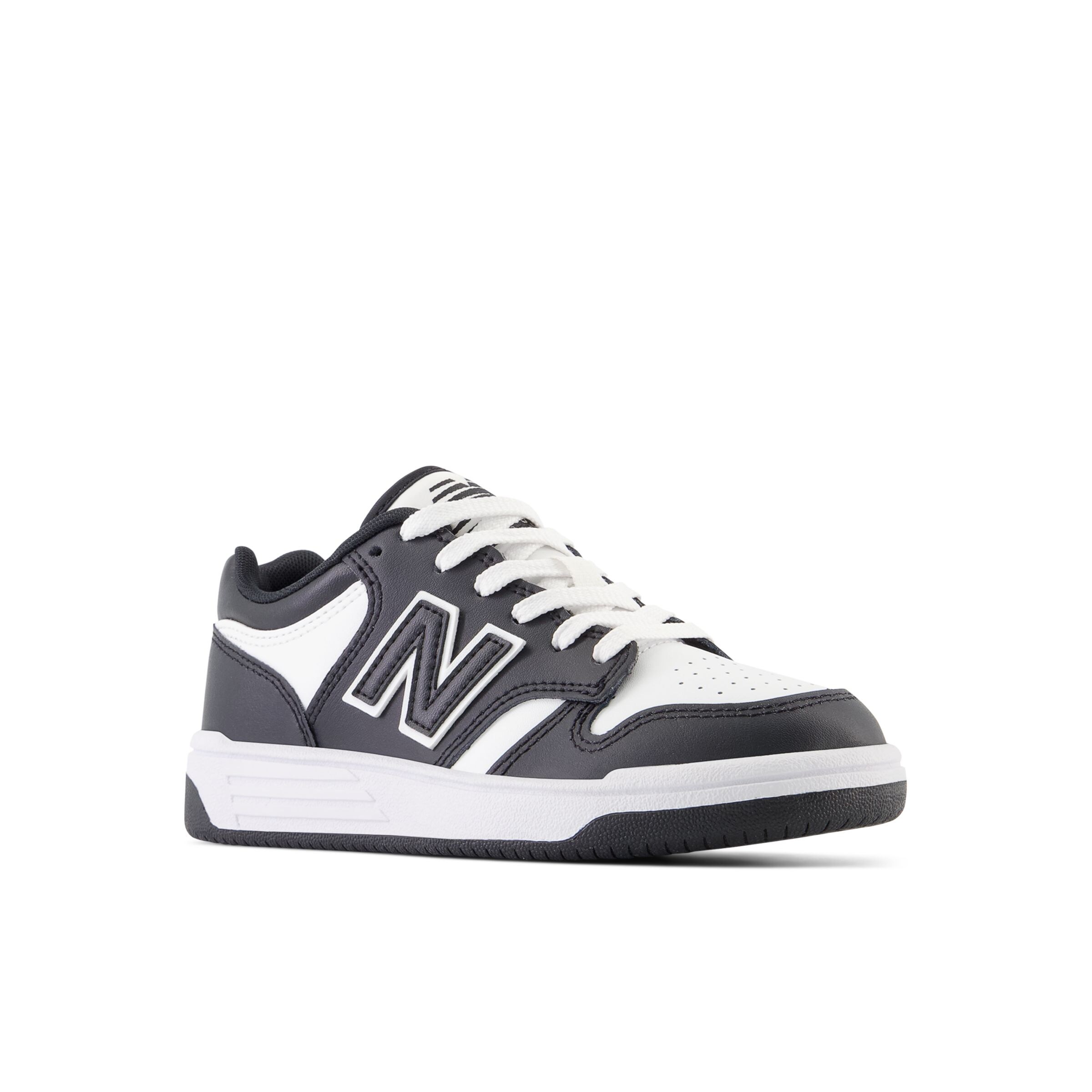 new balance Sneaker in Schwarz