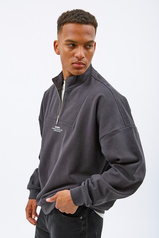 Dr. Denim Sweatshirt 'Aaron' in Grau