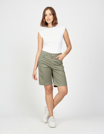 Gang Wide Leg Shorts in Grün