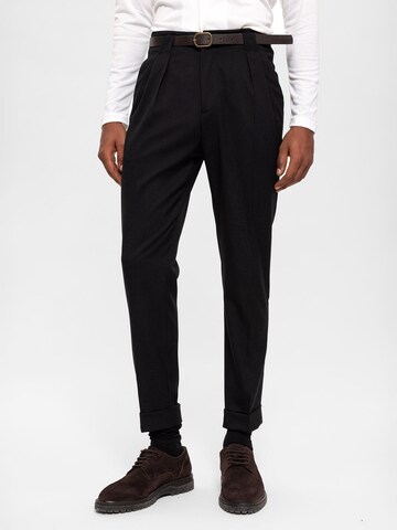 Effilé Pantalon Antioch en noir