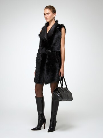 V S P Vest 'Siena' in Black