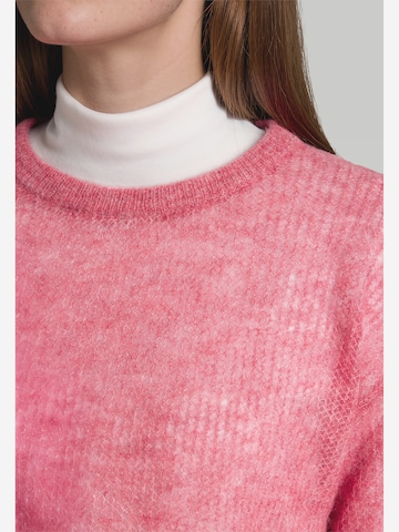 Pullover di MAERZ Muenchen in rosa