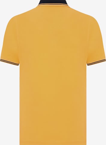 DENIM CULTURE - Camiseta 'ZORAN' en amarillo