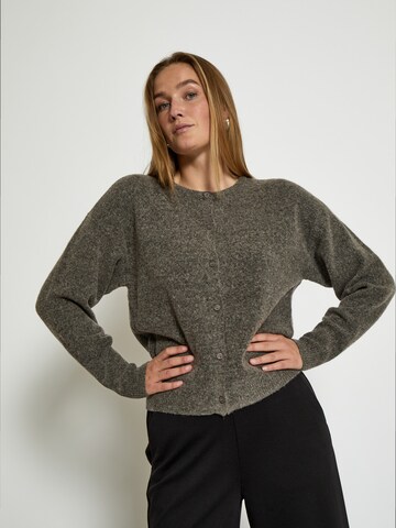 DESIRES Cardigan 'Katja' i brun