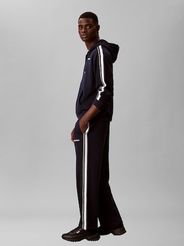 Calvin Klein Tapered Hose in Blau