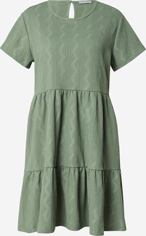 Eight2Nine Dress in Green: front