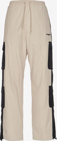 Loosefit Pantaloni cargo di FUBU in beige: frontale