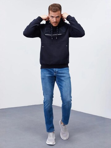 Tommy Life Sweatshirt in Blue