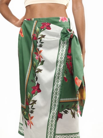 Hiccup Skirt in Green