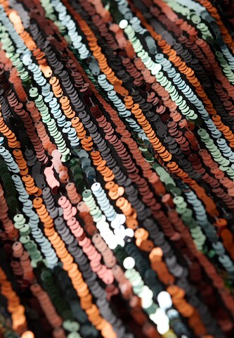 Robe de cocktail Superdry en mélange de couleurs