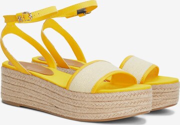 TOMMY HILFIGER Sandals in Yellow