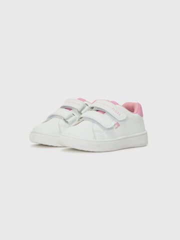 TOMMY HILFIGER Sneakers 'Velcro' in White: front