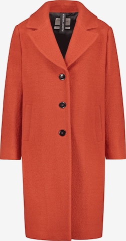 GERRY WEBER Winter Coat in Red: front