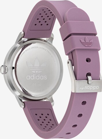 ADIDAS ORIGINALS Analoguhr in Lila