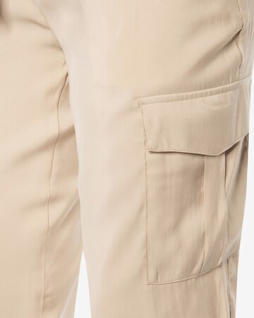 regular Pantaloni cargo 'MLBENITA' di MAMALICIOUS in beige