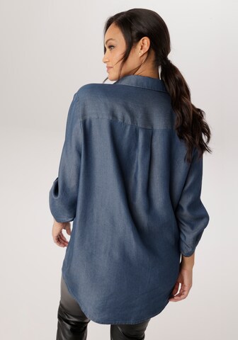 Aniston Blouse in Blue