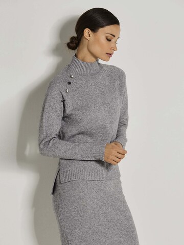 Pull-over MADELEINE en gris : devant