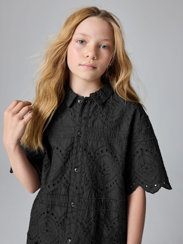 smALLSAINTS Set in Black