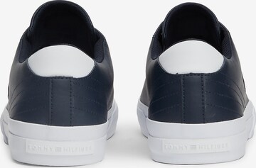 TOMMY HILFIGER Låg sneaker 'Essential' i blå