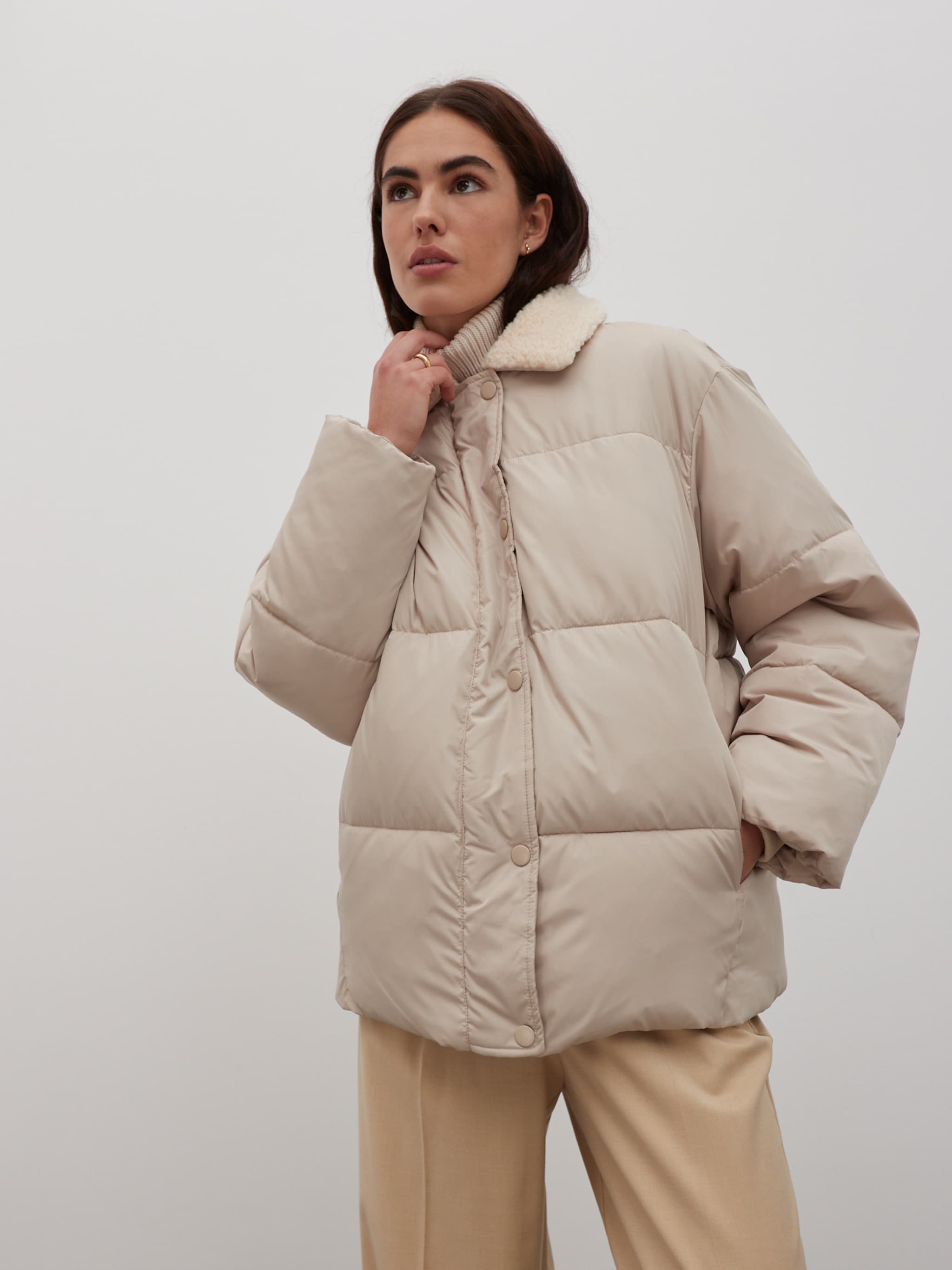 EDITED Producten Tussenjas 'Bay' Beige