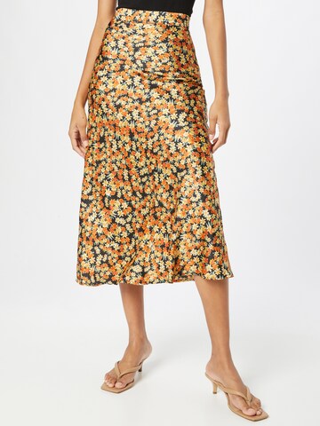 VILA Skirt in Orange: front