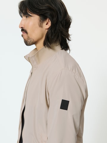 Matinique Välikausitakki 'MAHardron' värissä harmaa