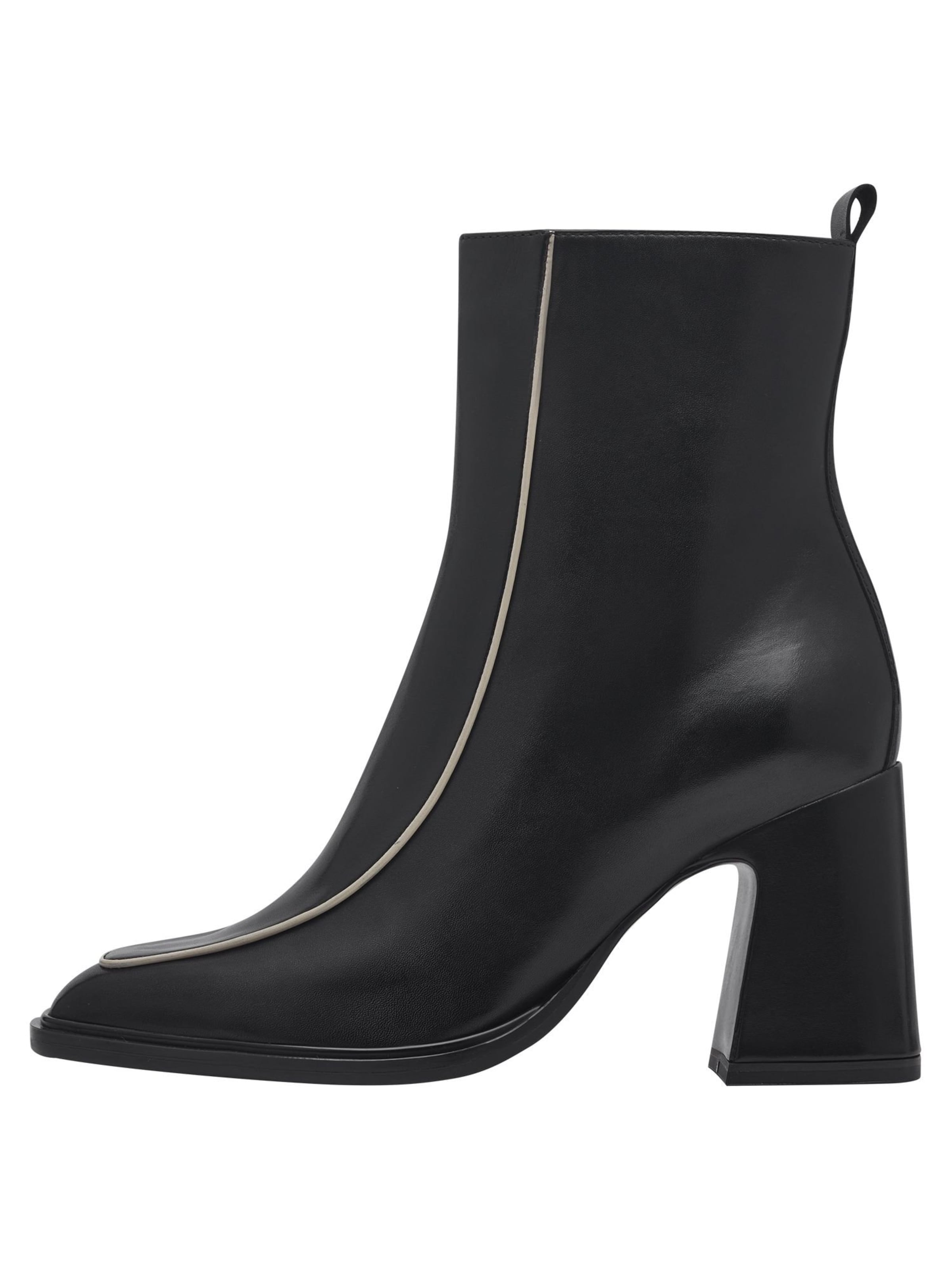 NEWD Stiefelette in Schwarz