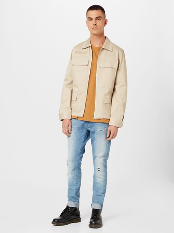 G-Star RAW Välikausitakki värissä beige