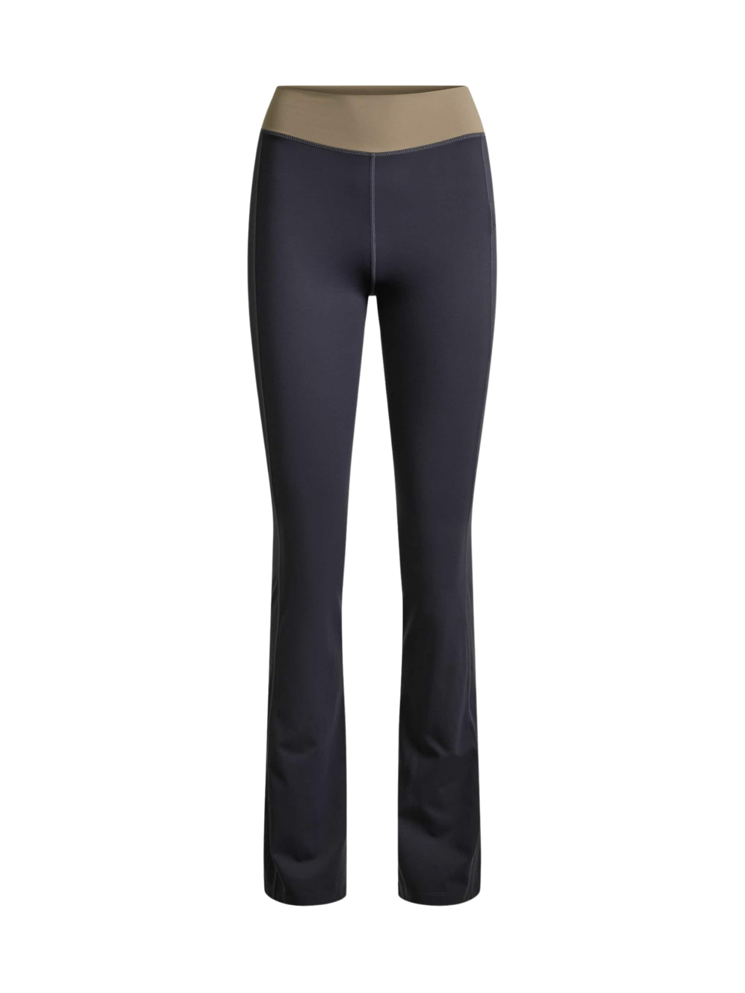 Copenhagen Cartel Regular Trouser ' Rise ' in Schwarz: Vorderseite