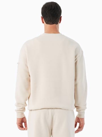 Organication Sweatshirt in White