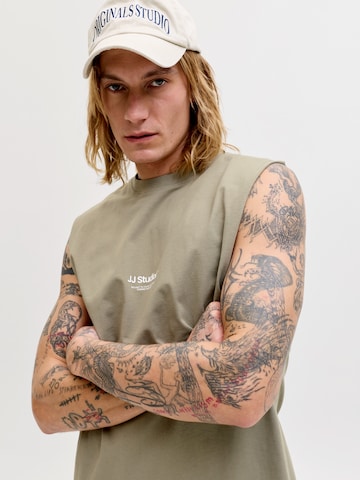 T-Shirt 'JJESOHO' JACK & JONES en gris