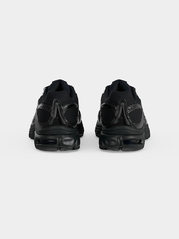 Nike Sportswear Madalad ketsid 'AIR MAX MOTO 2K', värv must