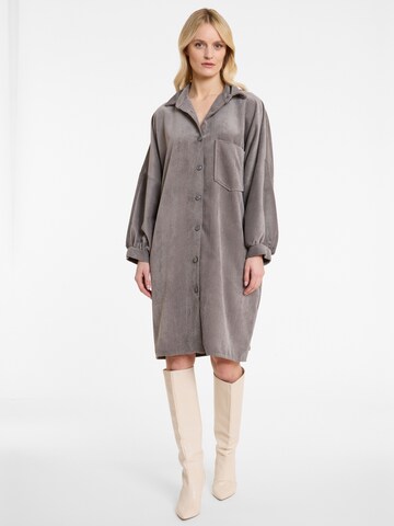 Robe-chemise 'Adida' Ana Alcazar en gris