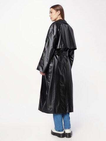 Calvin Klein Jeans Ανοιξιάτικο και φθινοπωρινό παλτό 'GLOSSY' σε μαύρο