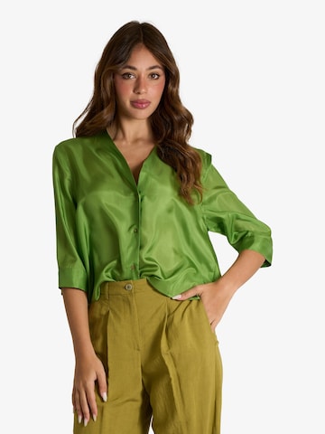 Merci Blouse 'Angelika' in Groen: voorkant