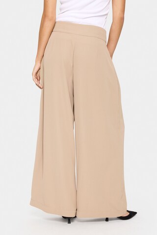 SAINT TROPEZ Loosefit Bundfaltenhose 'Idane' in Beige