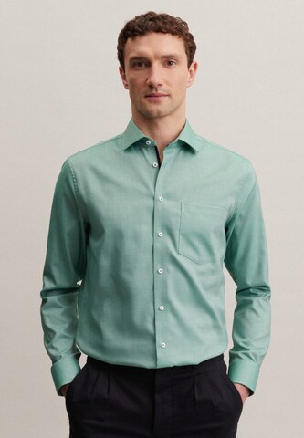 Coupe regular Chemise business SEIDENSTICKER en vert : devant