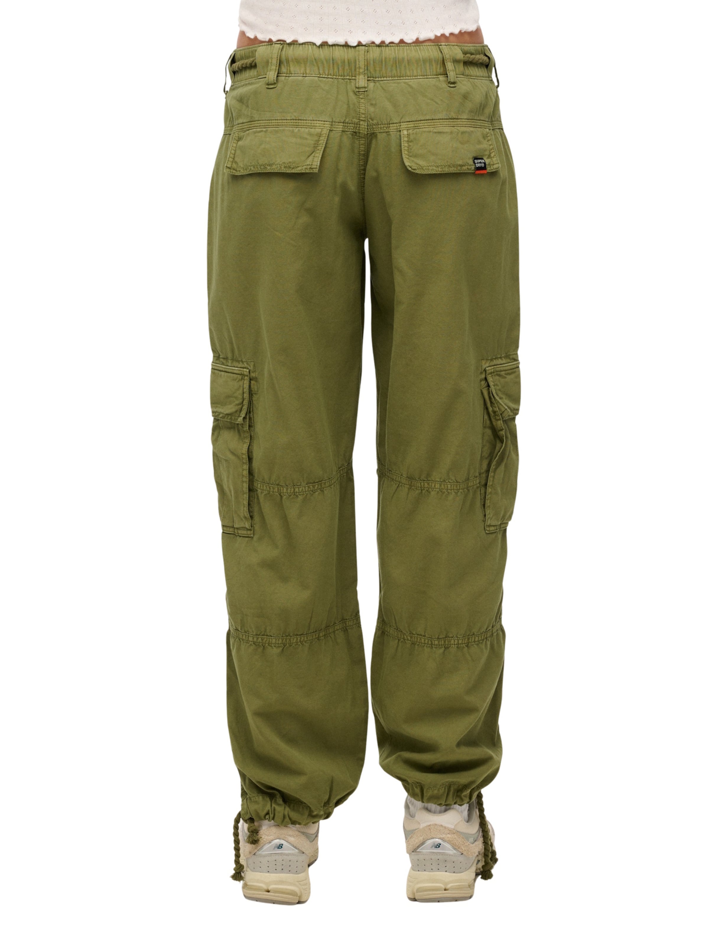 Loosefit Pantalon cargo Superdry en vert