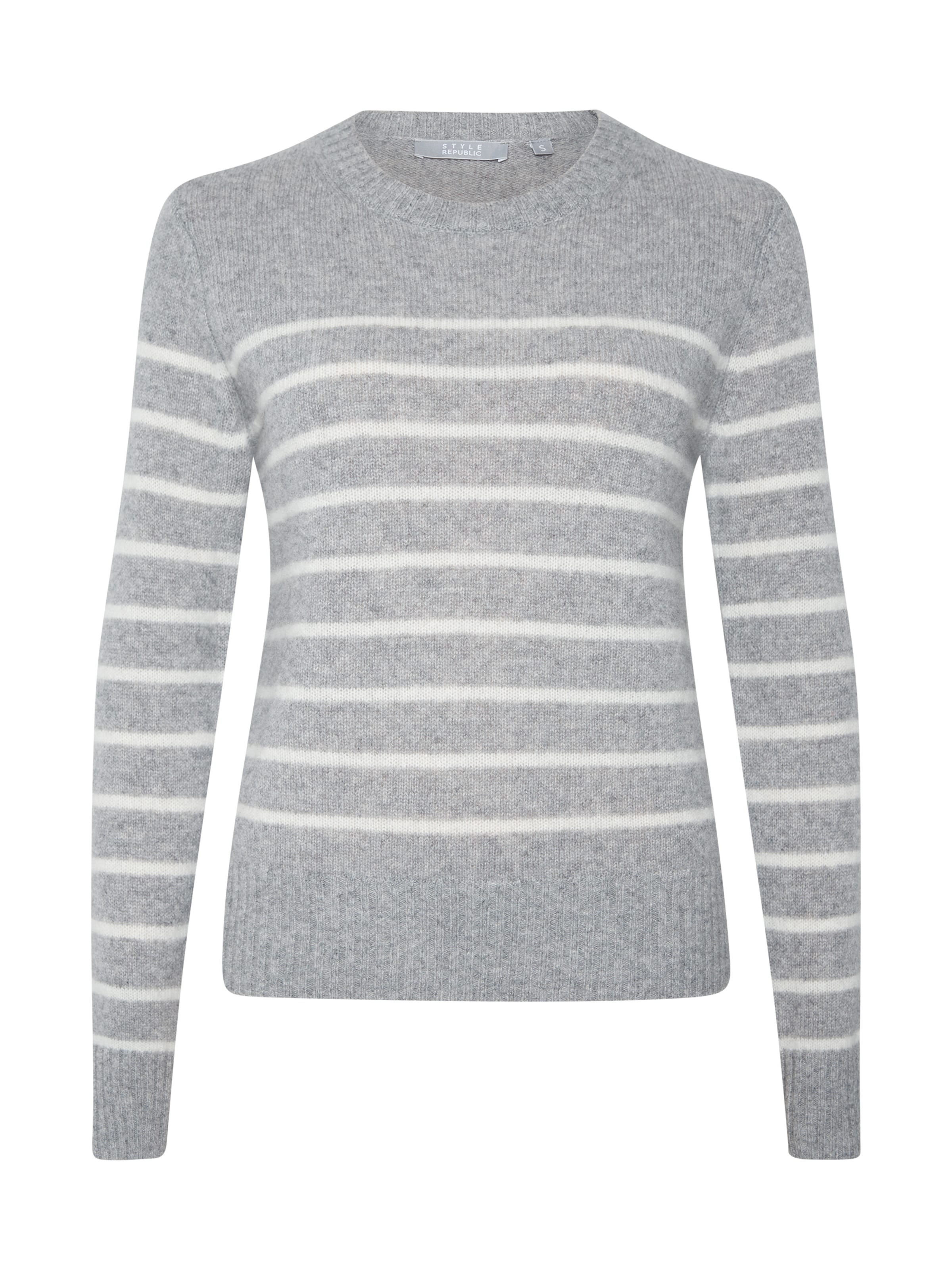 Style Republic Sweater in Grey: front