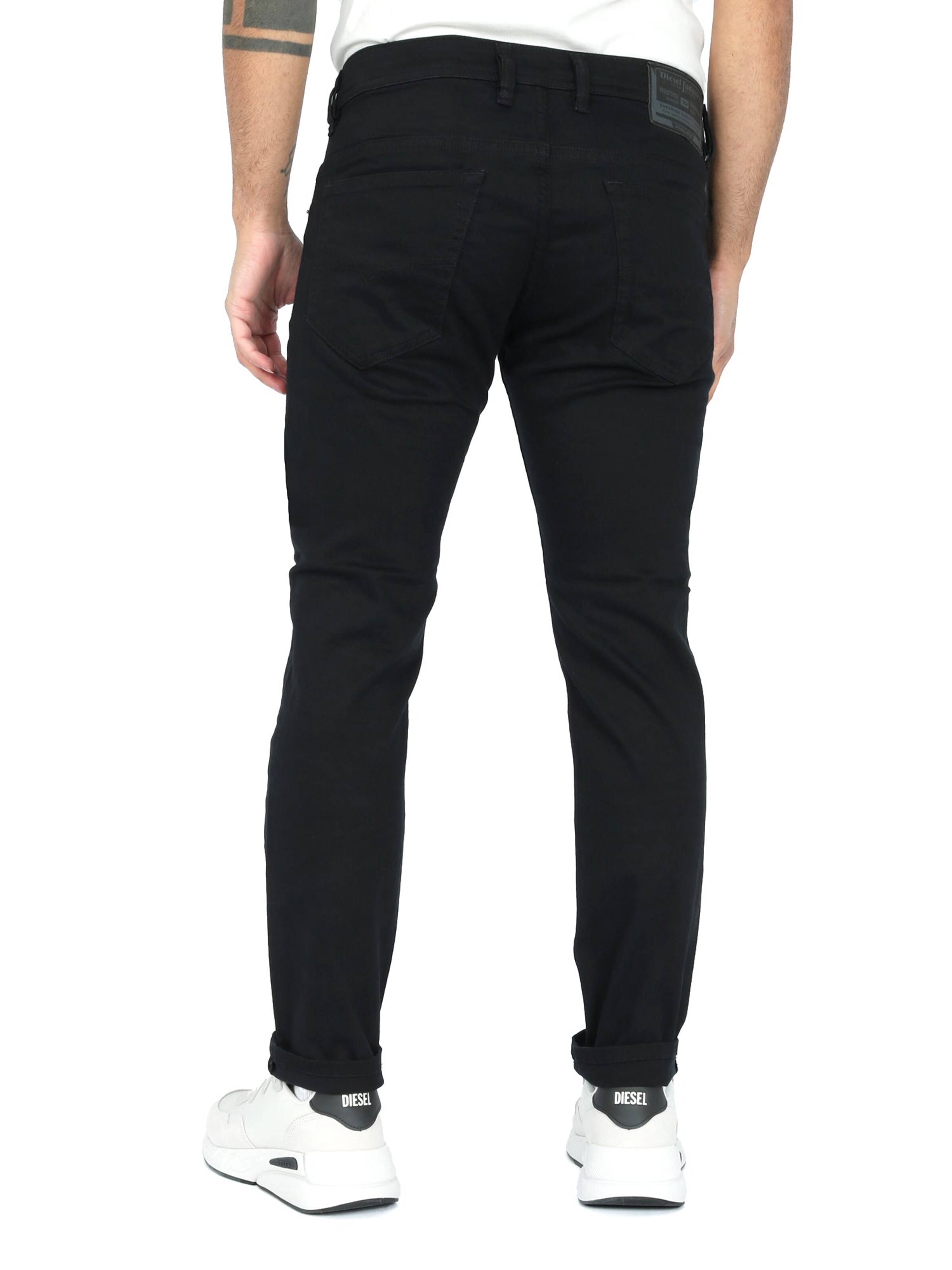 DIESEL Slimfit Jeans 'THOMMER-R' in Zwart