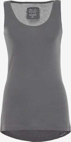 Daily’s Top in Grey: front