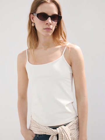 MANGO Top 'BACARI' in Beige: voorkant
