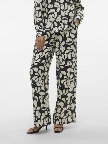 VERO MODA Wide leg Broek 'GAJA' in Zwart: voorkant