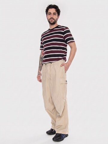 Obey Baggy Trousers 'Giant Parachite Cargo Pant Silver Grey' in Beige