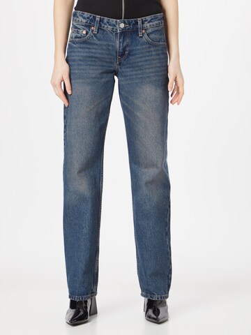 WEEKDAY Regular Jeans 'Arrow' in Blau: predná strana