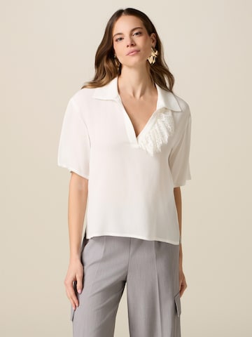 Camicia da donna di oltre in bianco: frontale